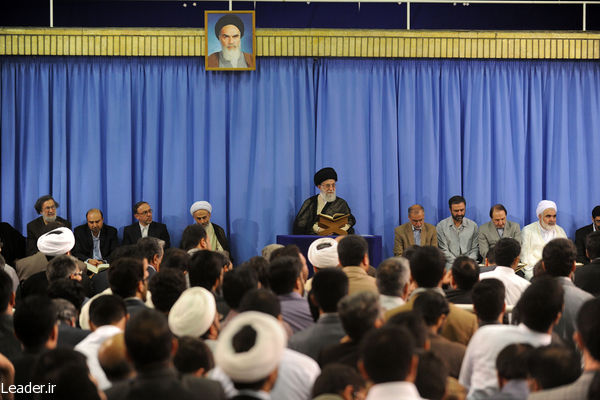 محفل نورانی انس با قرآن کریم در حضور رهبر معظم انقلاب اسلامی