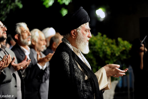 دیدار اهالی فرهنگ و شعرای پیشکسوت و جوان در شب میلاد امام حسن مجتبی(ع)