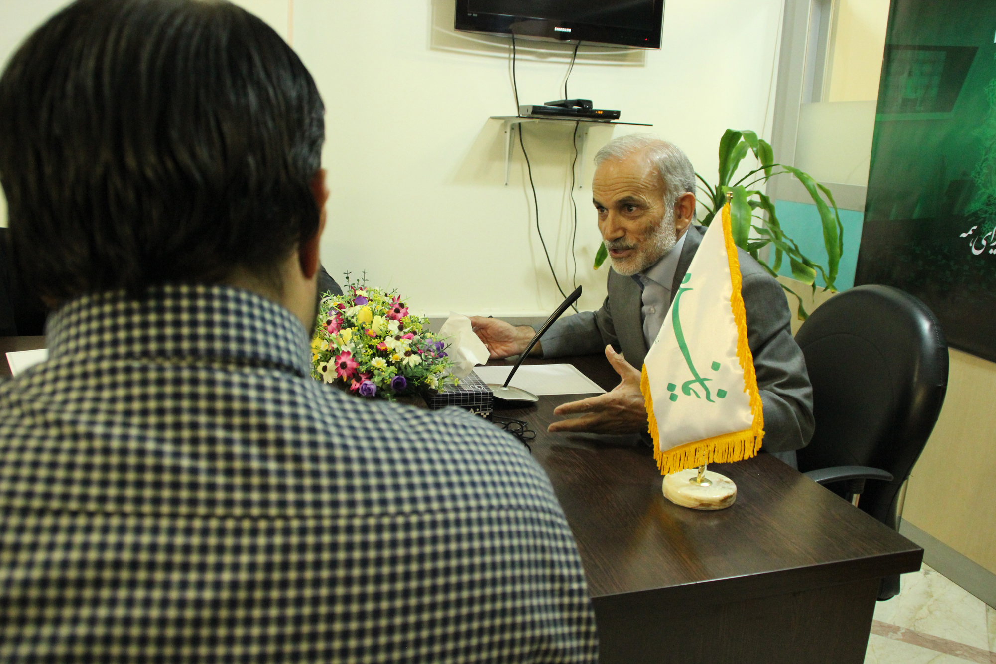 بازدید «ابراهیم کارخانه ای» عضو کمیسیون انرژی مجلس شورای اسلامی از پایگاه خبری-تحلیلی نماینده