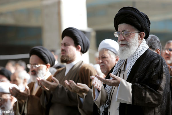 اقامه نماز عید سعید فطر در مصلی بزرگ امام خمینی(ره)