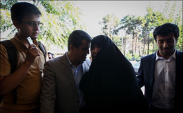 دادگاه فاطمه هاشمی رفسنجانی صبح امروز یکشنبه در دادسرای انقلاب اسلامی تهران برگزار شد.