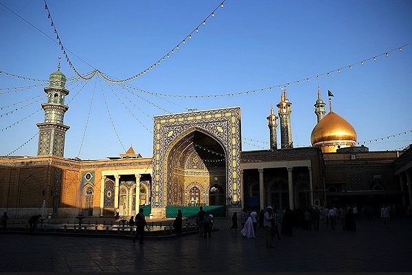 حرم حضرت معصومه (س) در آستانه میلاد