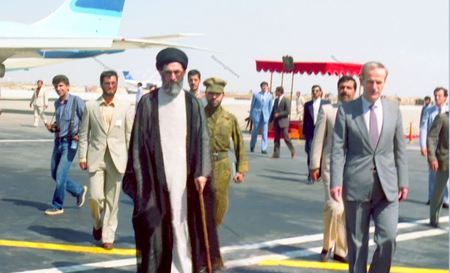 آیت الله خامنه ای در سوریه