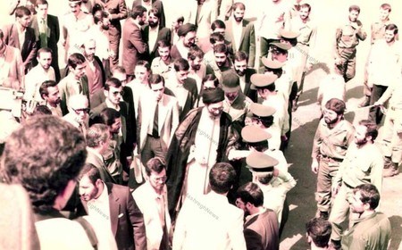 آیت الله خامنه ای در سوریه