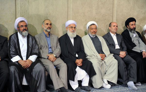 دیدار کارگزاران حج با مقام معظم رهبری