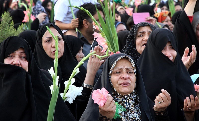 گلباران حرم امام رضا(ع)