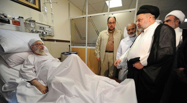 عیادت از رهبرانقلاب