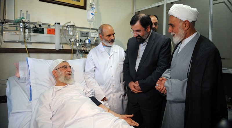 عیادت از رهبرانقلاب