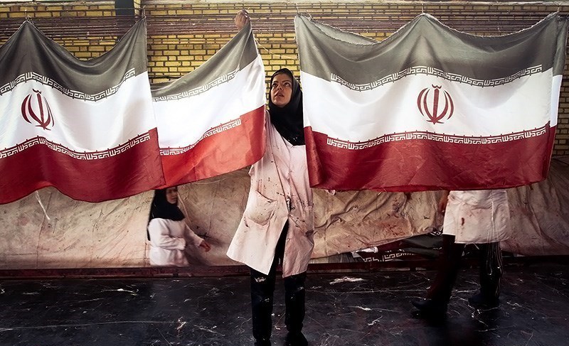کارگاه تولید پرچم ایران در خمین