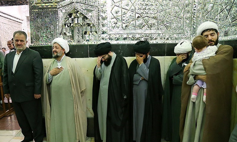 آیین غبار روبی حرم عبدالعظیم حسنی (ع)