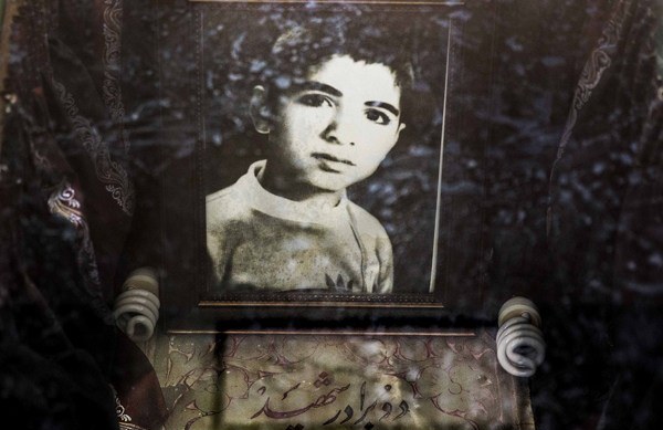 یادو خاطره شهیدان دانش آموز تا ابد زنده و پاینده باد.