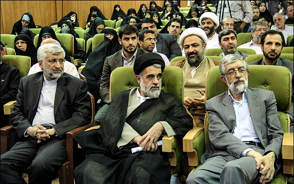 همایش وحدت اصولگرایان عصر امروز در سالن اجتماعات لانه جاسوسی برگزار شد.