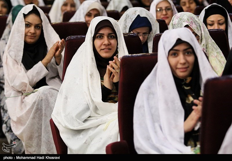 چهارمین جشن پیوندهای آسمانی ویژه طلاب استان فارس، در شیراز برگزار شد.