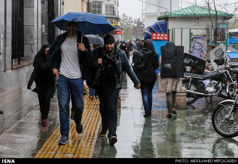 بارش باران پاییزی در تهران