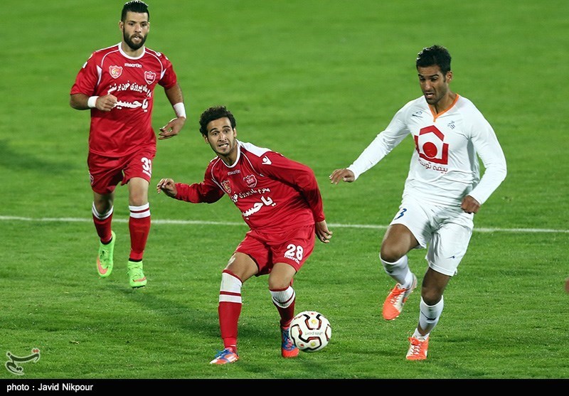 دیدار تیمهای فوتبال پرسپولیس و سایپا