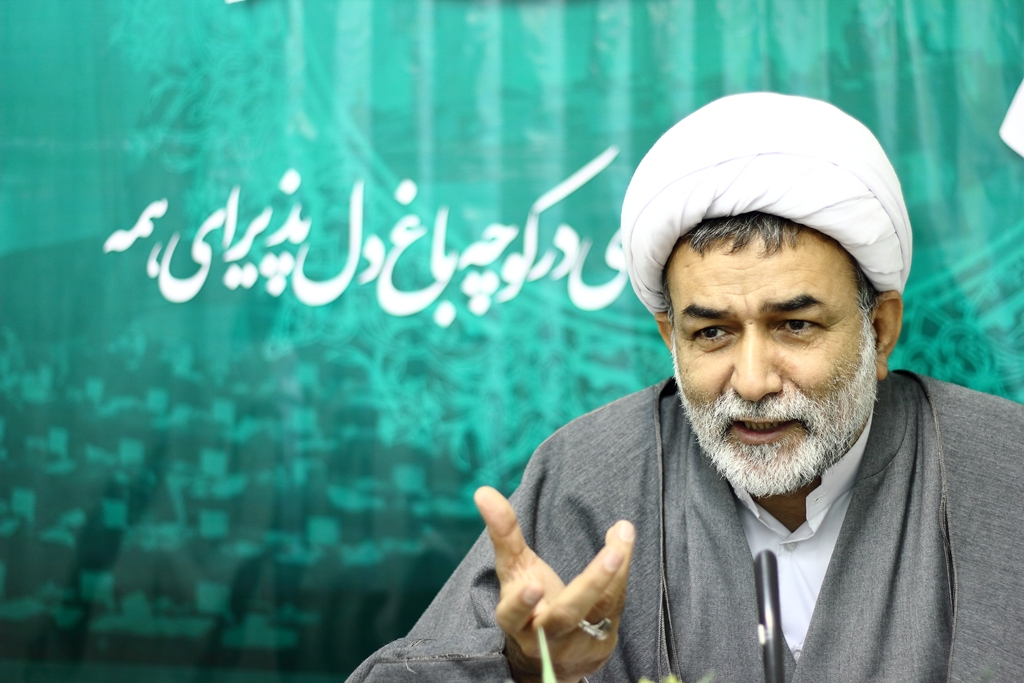 حجت الاسلام موسی احمدی در حاشیه بازدید از سایت نماینده