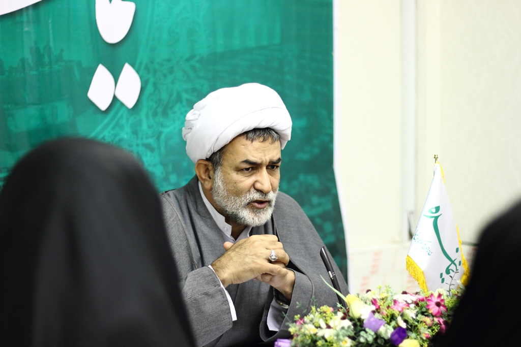 حجت الاسلام موسی احمدی در حاشیه بازدید از سایت نماینده