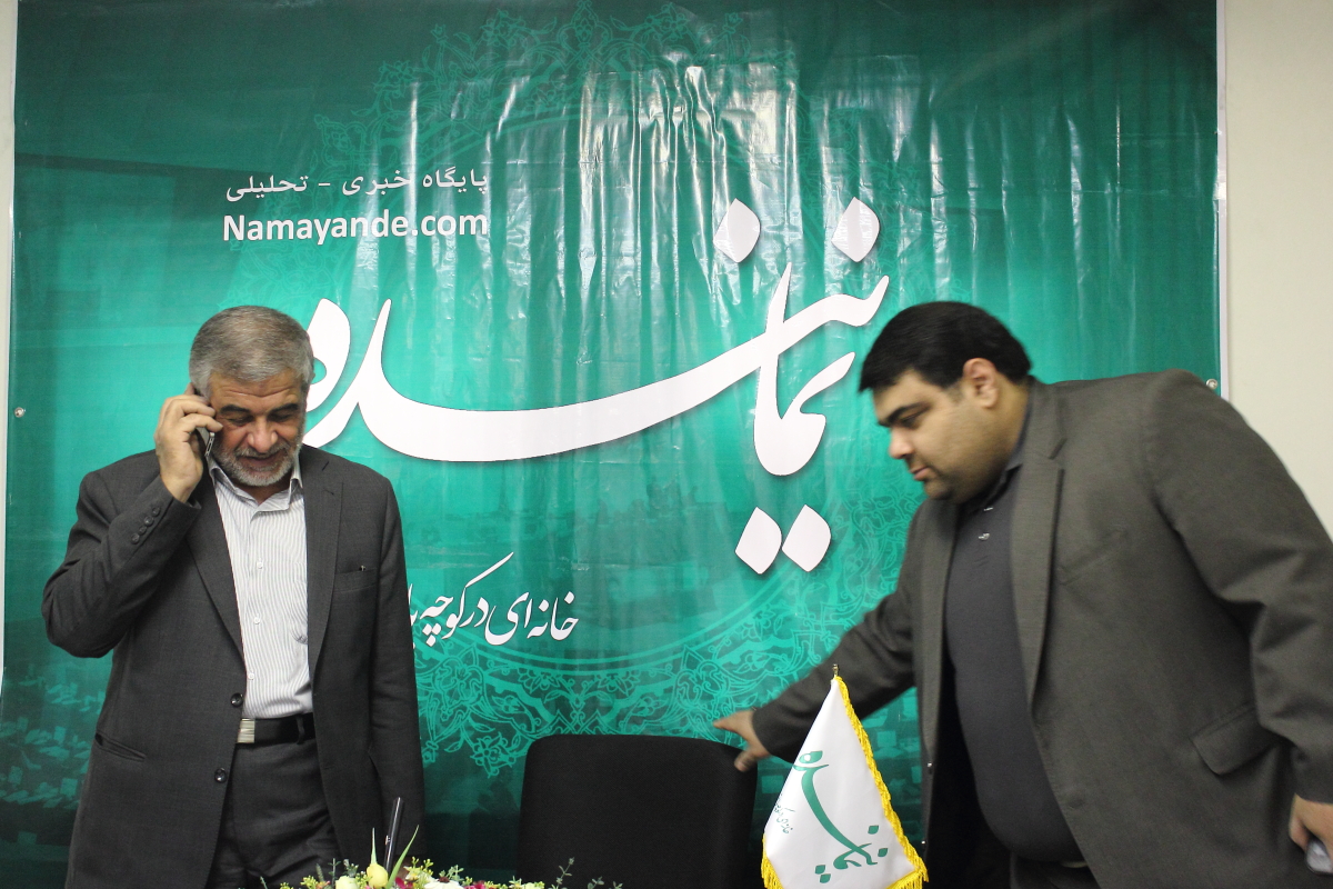 حاشیه بازدید «محمدصالح جوکار» نماینده یزد از پایگاه اطلاع رسانی «نماینده»