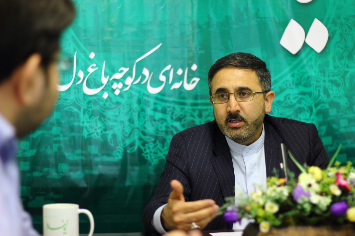 قاسم احمدی لاشکی در حاشیه بازدید از سایت «نماینده»