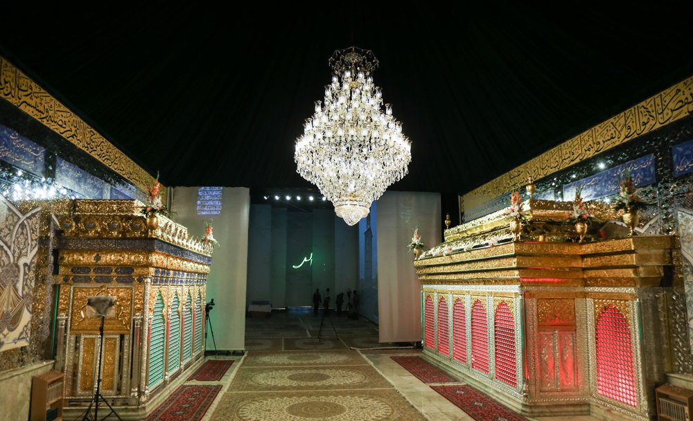 ونمایی از ضریح نمادین امام حسین(ع)
