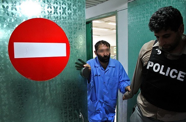 دستگیری باند سرقت طلا از زنان سالمند