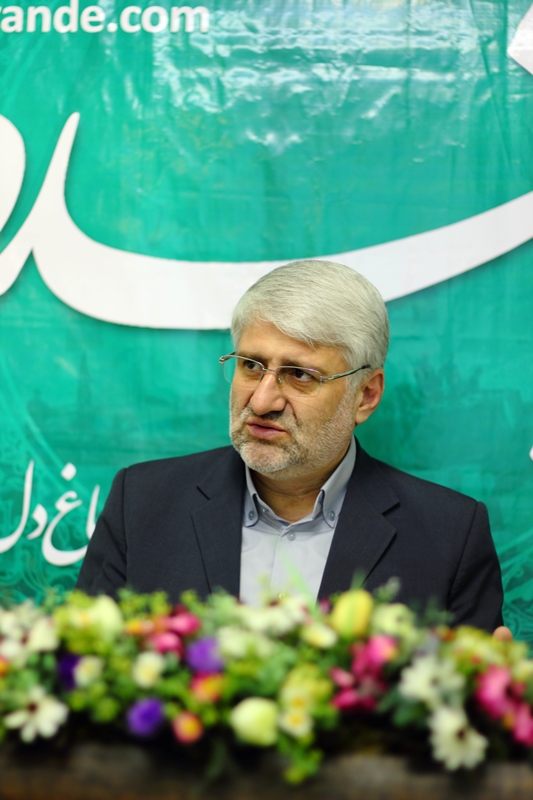محمدحسین فرهنگی در حاشیه بازدید از سایت «نماینده»