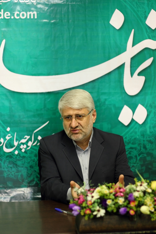 محمدحسین فرهنگی در حاشیه بازدید از سایت «نماینده»