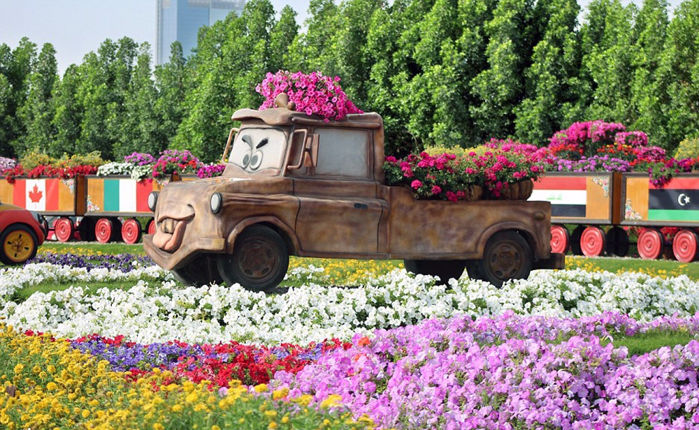 بزرگترین باغ گل جهان در عمق صحرای دبی
