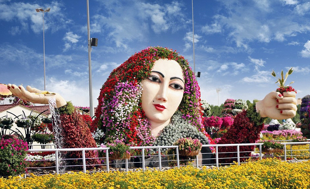 بزرگترین باغ گل جهان در عمق صحرای دبی