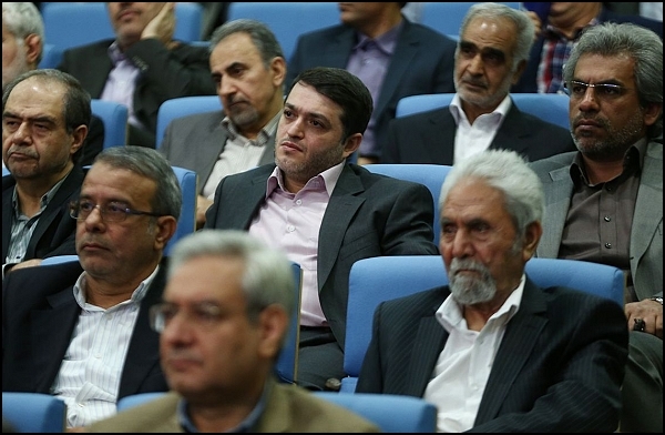 ضیافت افطار رئیس‌جمهور با فعالان احزاب اصولگرا و اصلاح‌طلب