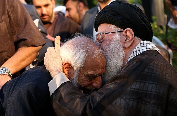 دیدار شاعران با رهبر معظم انقلاب