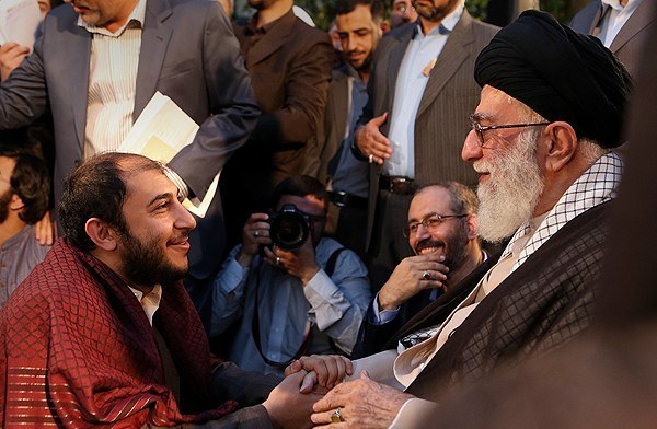 دیدار شاعران با رهبر معظم انقلاب