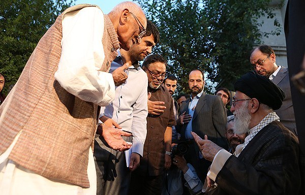 دیدار شاعران با رهبر معظم انقلاب