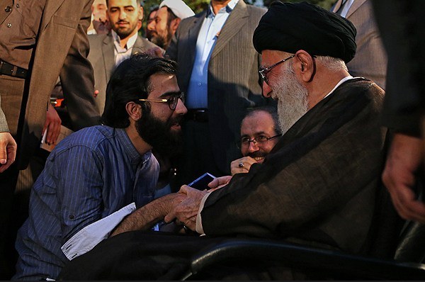 دیدار شاعران با رهبر معظم انقلاب
