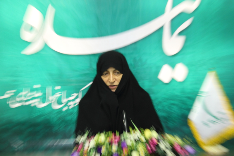 لاله افتخاری در حاشیه بازدید از سایت «نماینده»