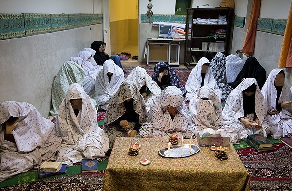 احیای شب بیست‌وسوم رمضان در کانون اصلاح و تربیت تهران
