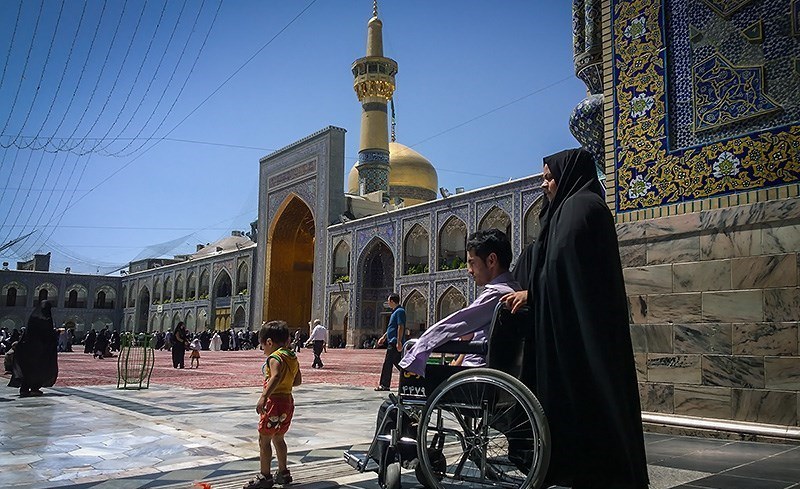 بابا دست و پا ندارد