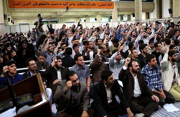 دیدار دانشجویان با رهبر انقلاب