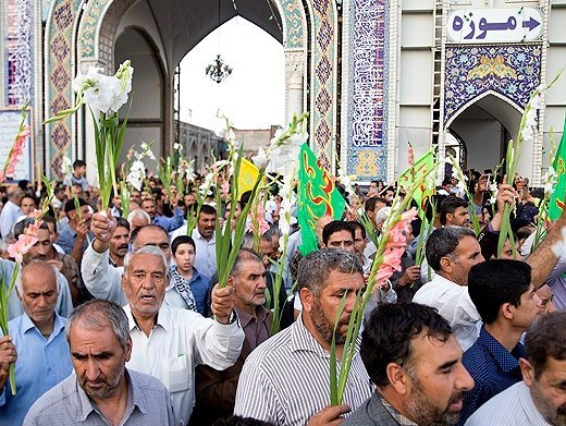 حرم رضوی در شب میلاد امام رضا(ع)