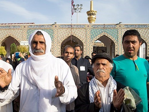 حرم رضوی در شب میلاد امام رضا(ع)
