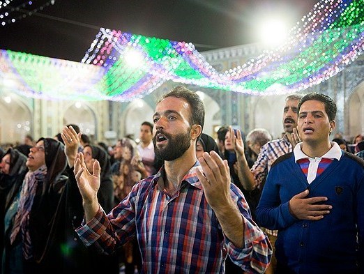 حرم رضوی در شب میلاد امام رضا(ع)