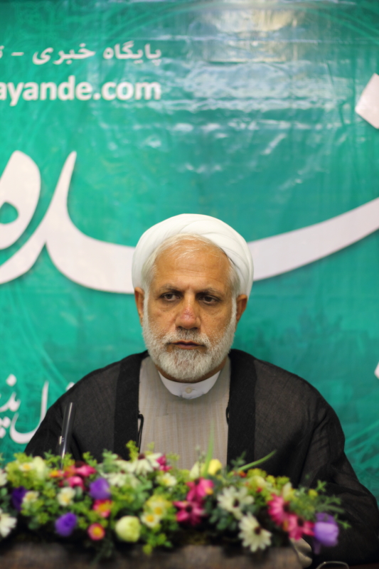 حجت الاسلام وحید احمدی، نماینده کنگاور در حاشیه بازدید از سایت «نماینده»