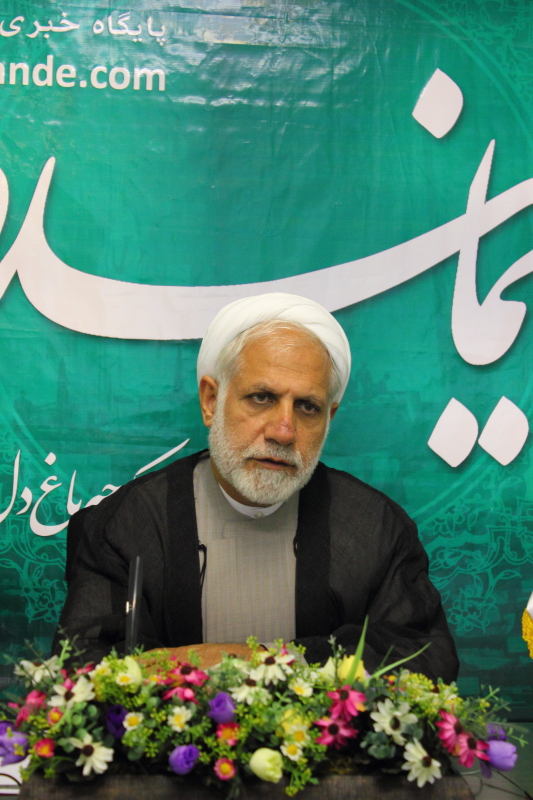 حجت الاسلام وحید احمدی، نماینده کنگاور در حاشیه بازدید از سایت «نماینده»