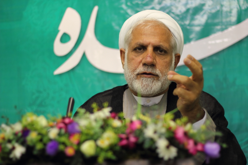 حجت الاسلام وحید احمدی، نماینده کنگاور در حاشیه بازدید از سایت «نماینده»
