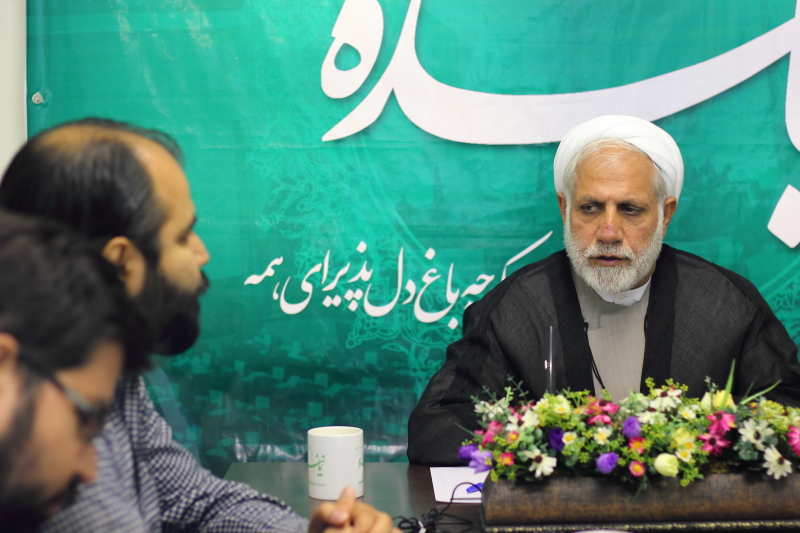 حجت الاسلام وحید احمدی، نماینده کنگاور در حاشیه بازدید از سایت «نماینده»