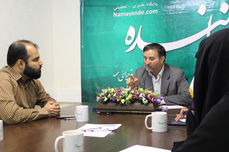 شهروز افخمی نماینده ملکان، در حاشیه بازدید از سایت «نماینده»