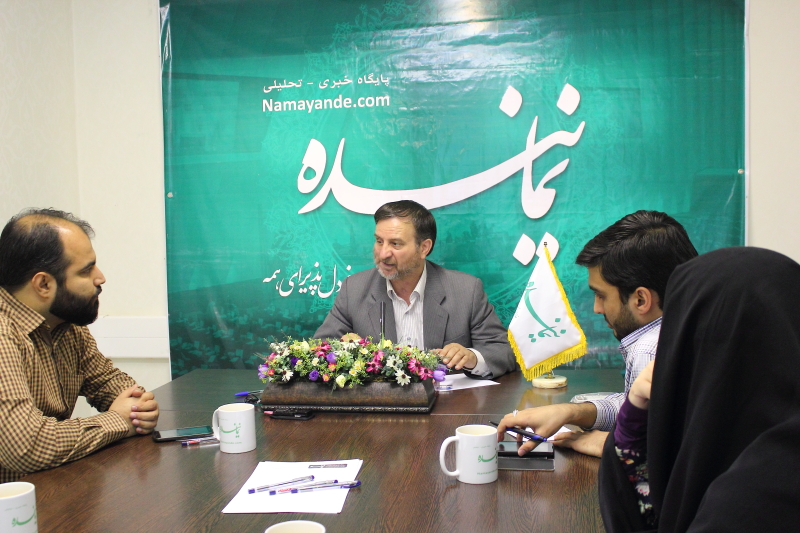 شهروز افخمی نماینده ملکان، در حاشیه بازدید از سایت «نماینده»