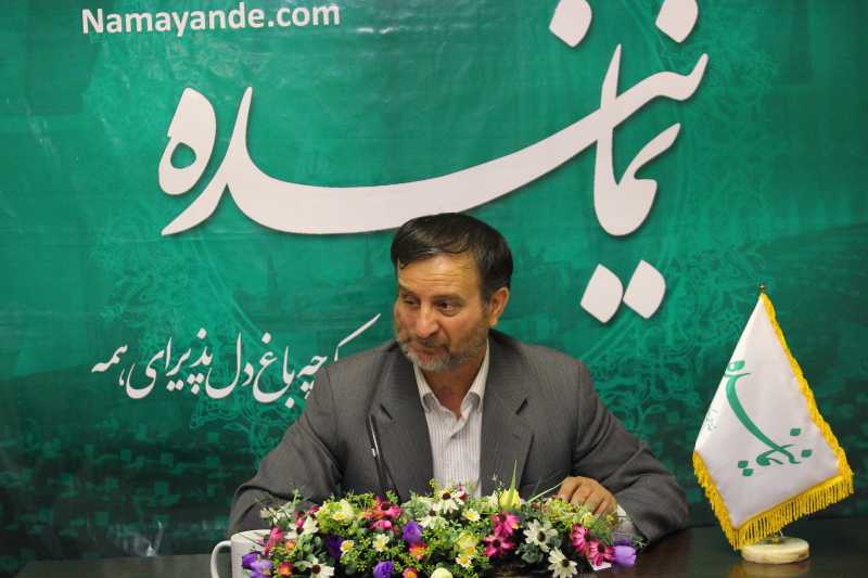 شهروز افخمی نماینده ملکان، در حاشیه بازدید از سایت «نماینده»