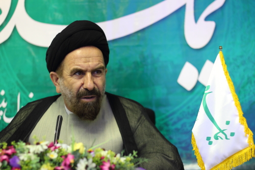 حجت الاسلام بزرگواری در حاشیه بازدید از سایت «نماینده»