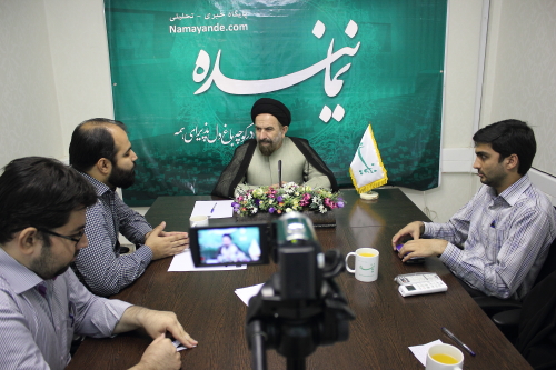 حجت الاسلام بزرگواری در حاشیه بازدید از سایت «نماینده»